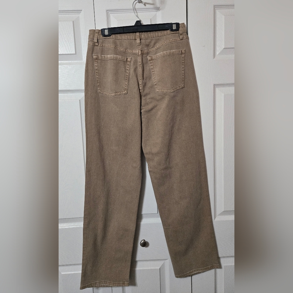 Light Brown Wash Distressed Denim Jeans, High Rise, Straight, Size 8, New W/Tags - Picture 2 of 14